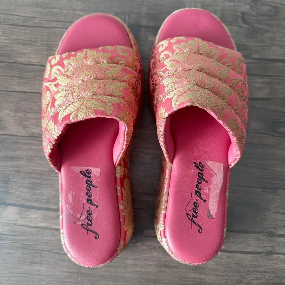 Free People Almost Paradise Brocade Platform Pink Gold Sandals Women's Size 39